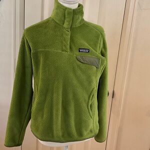 Patagonia fuzzy pullover